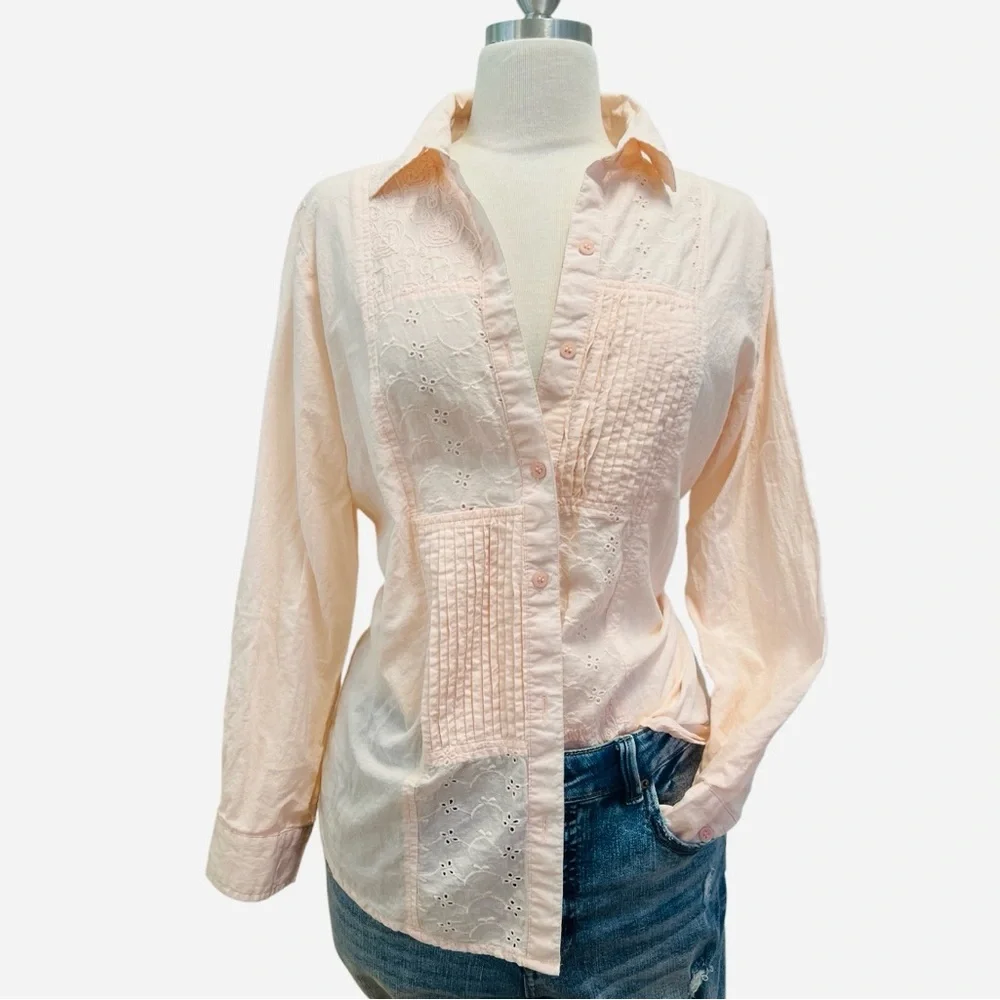 AMERICAN SWEETHEART- COTTAGE CORE Light Pink Button-Down Shirt - Picture 6 of 9